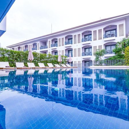 Damrei Residence & Spa Сиемрип Экстерьер фото